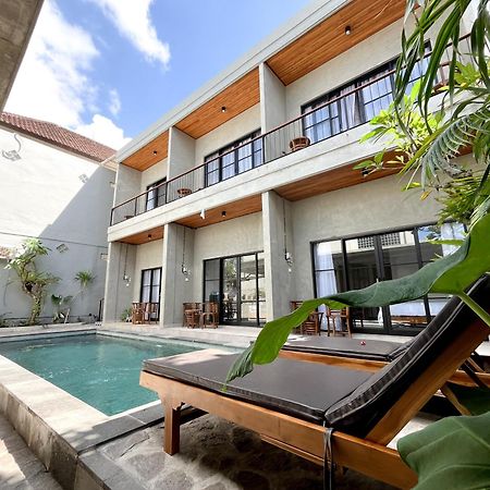 Adi Surya Guest House Seminyak Zewnętrze zdjęcie