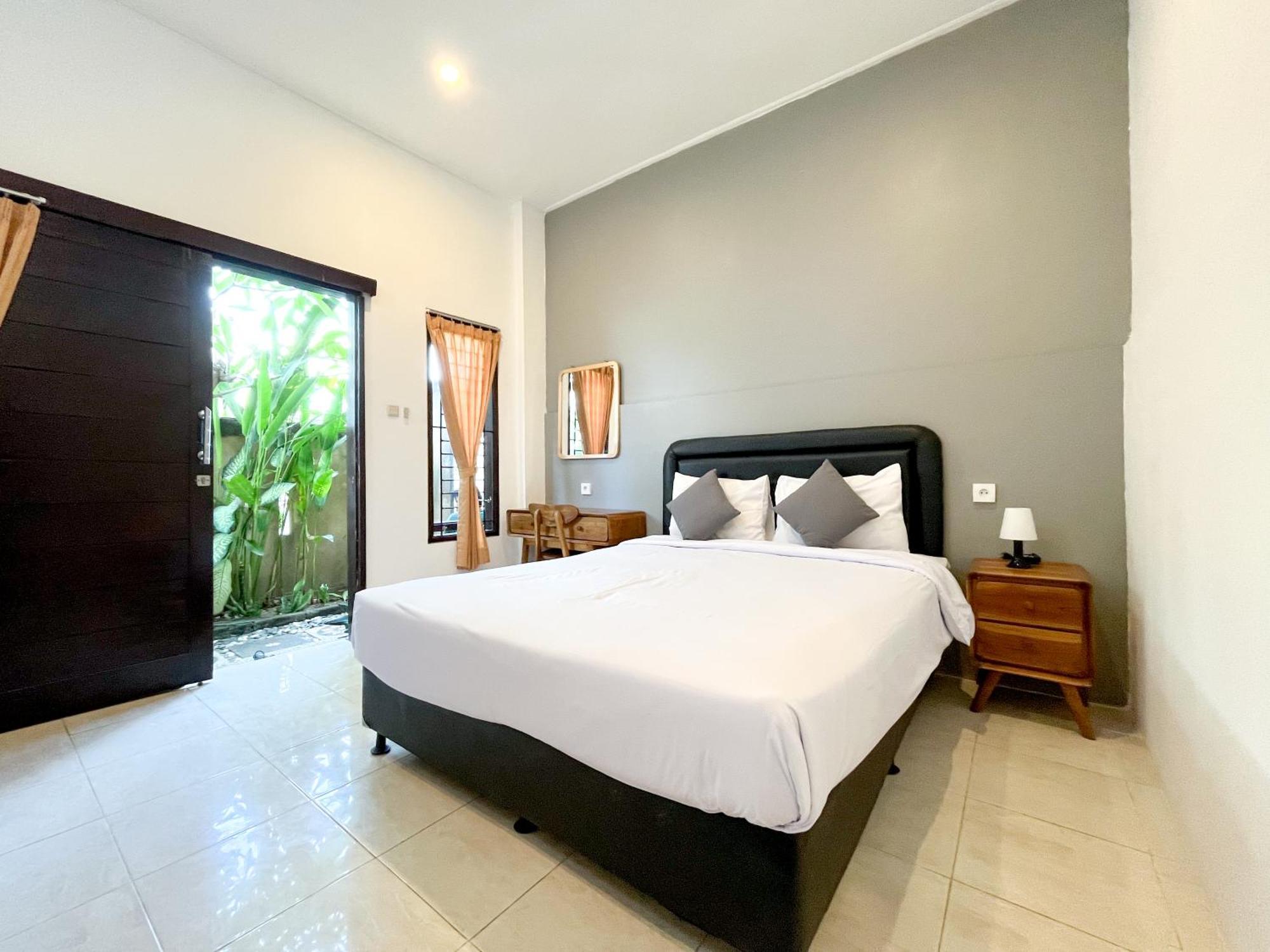 Adi Surya Guest House Seminyak Zewnętrze zdjęcie