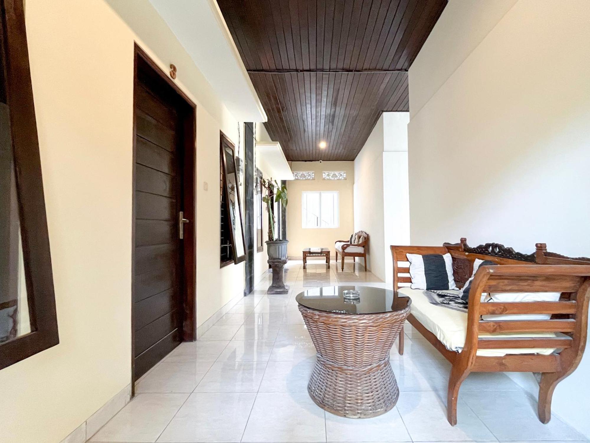 Adi Surya Guest House Seminyak Zewnętrze zdjęcie